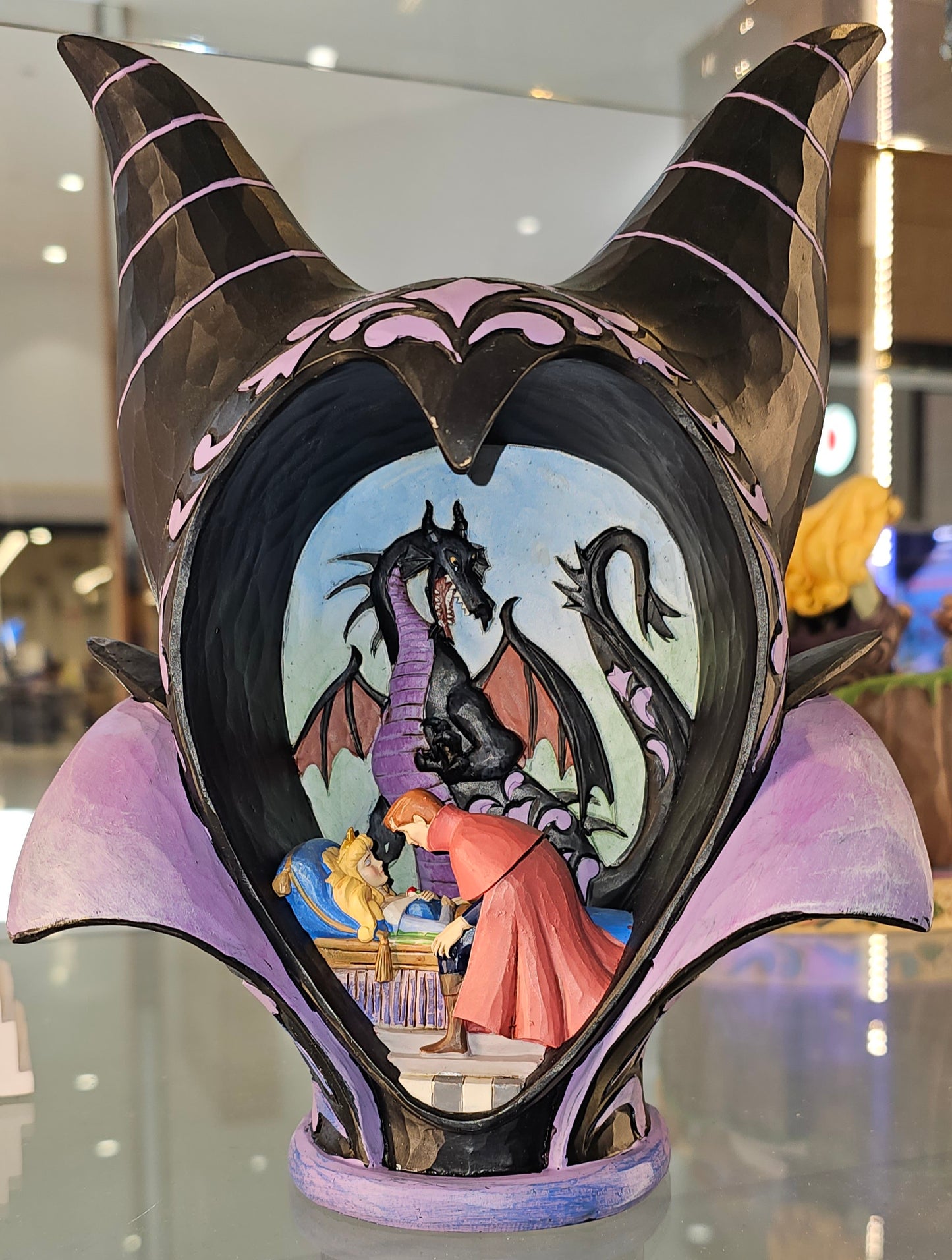 Disney Showcase Collection - 6008996 - True Loves Kiss