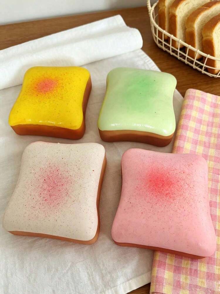Toast Squishy (Single)(Assorted)