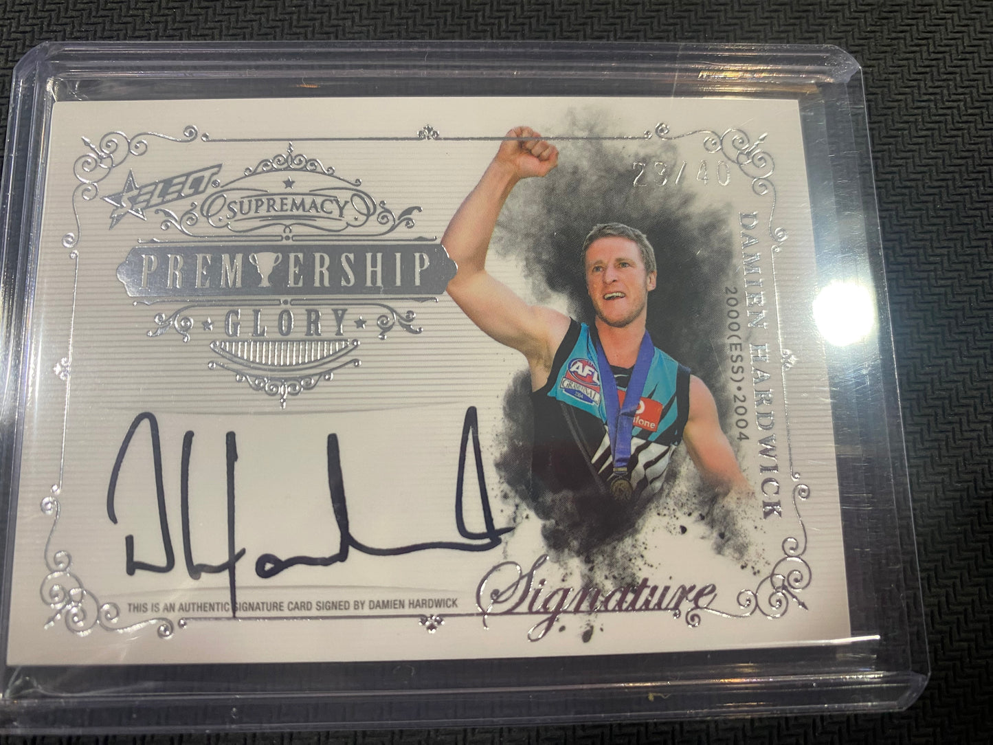 2021 AFL Select Supremacy - Damien Hardwick - Premiership Glory Signature 23/40