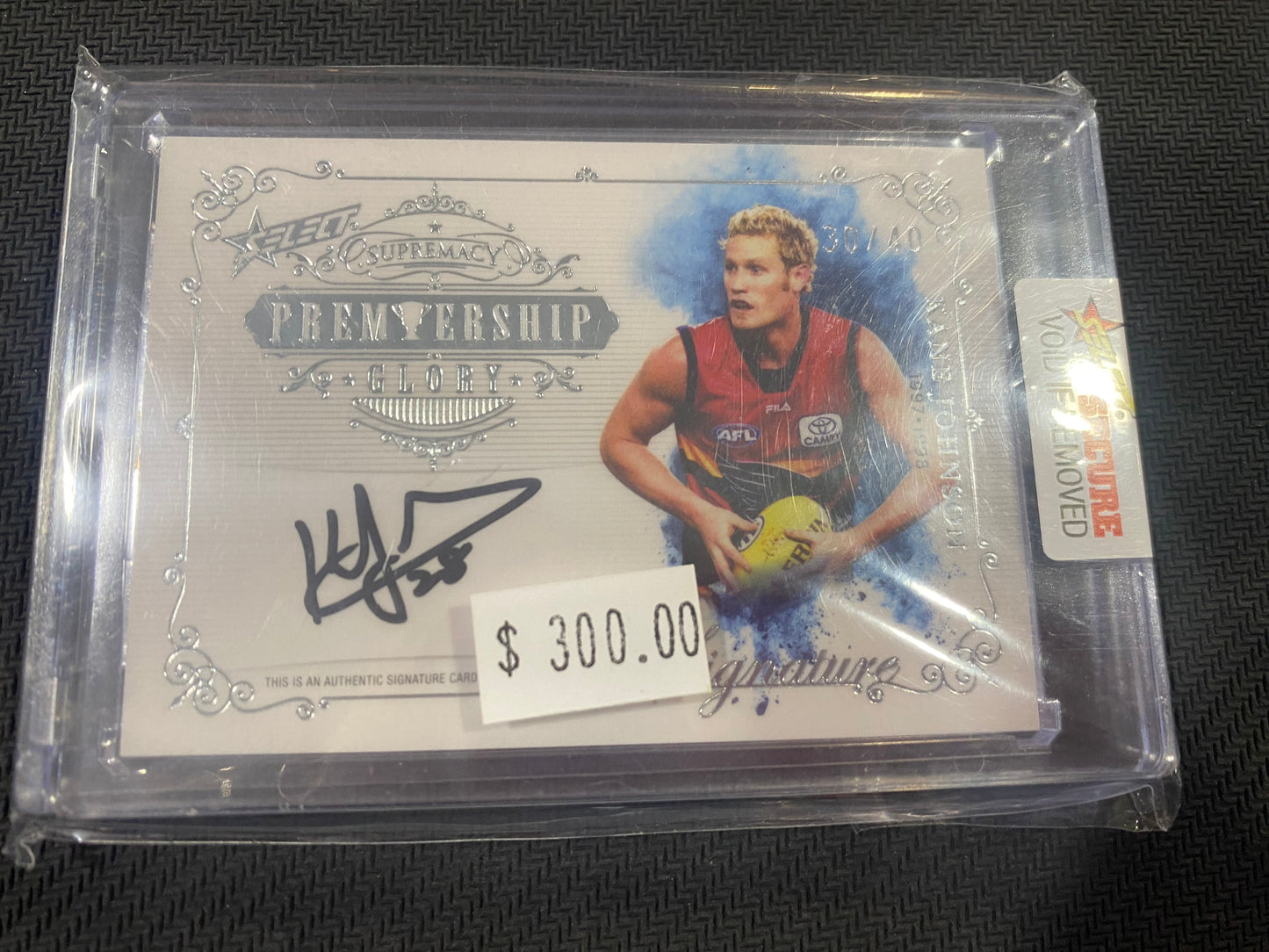 2019 AFL Select Supremacy - Kane Johnson - Premiership Glory Signature 30/40