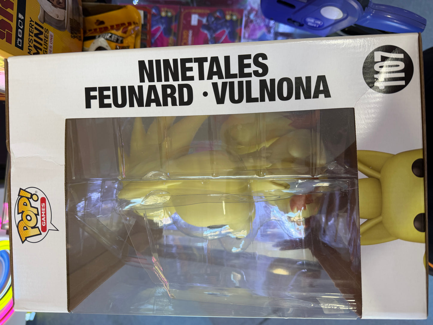 POP! #1107 - Pokemon - Ninetales Jumbo 10” DAMAGED (Pictures attached)